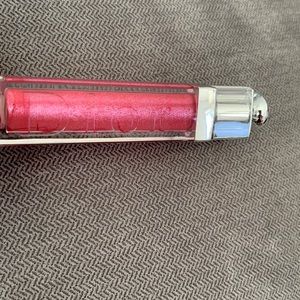Dior Addict lip gloss 686 fancy purple. Brand new never been used. Retails 42$